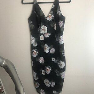 MISGUIDED Formal Floral Dress